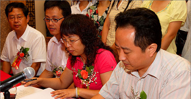 深圳市第十屆外商投資運動會宣傳推廣——授權簽字儀式